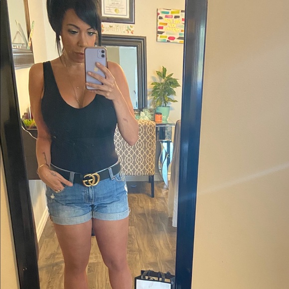 Meet your Posher, Felishia - Picture 1 of 1